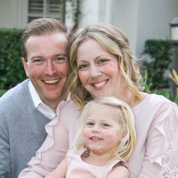 Meet your Posher, Jennifer - Picture 1 of 1